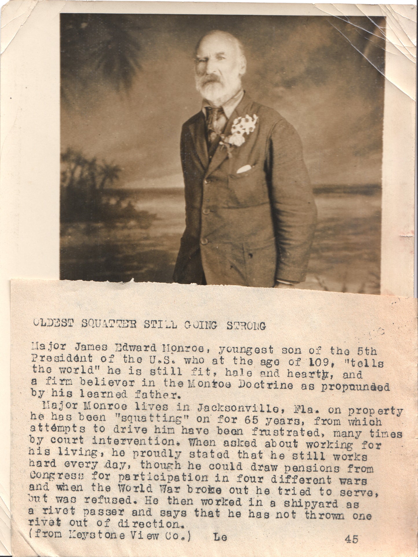 Alternate view of Vintage Black and White Portrait of Distinguished Gentleman in Formal Attire, Early 20th Century - Image: Folder24-14