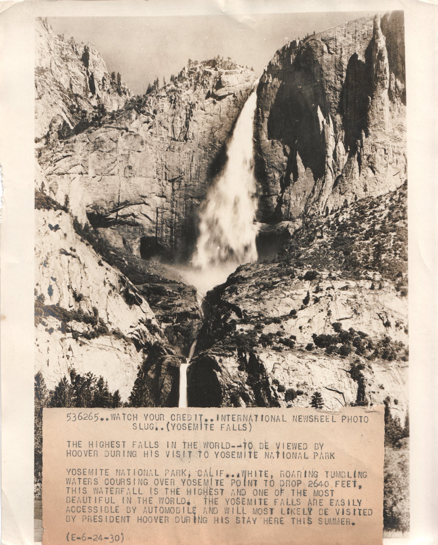 Alternate view of Vintage Black and White Photograph of Majestic Waterfall in Yosemite Park, Early 20th Century - Image: Folder16-6