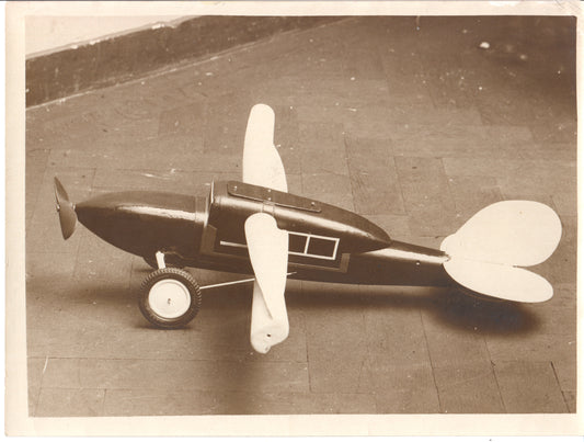 Vintage wooden toy airplane model with spinning propeller and wheels - Image: Folder25-3